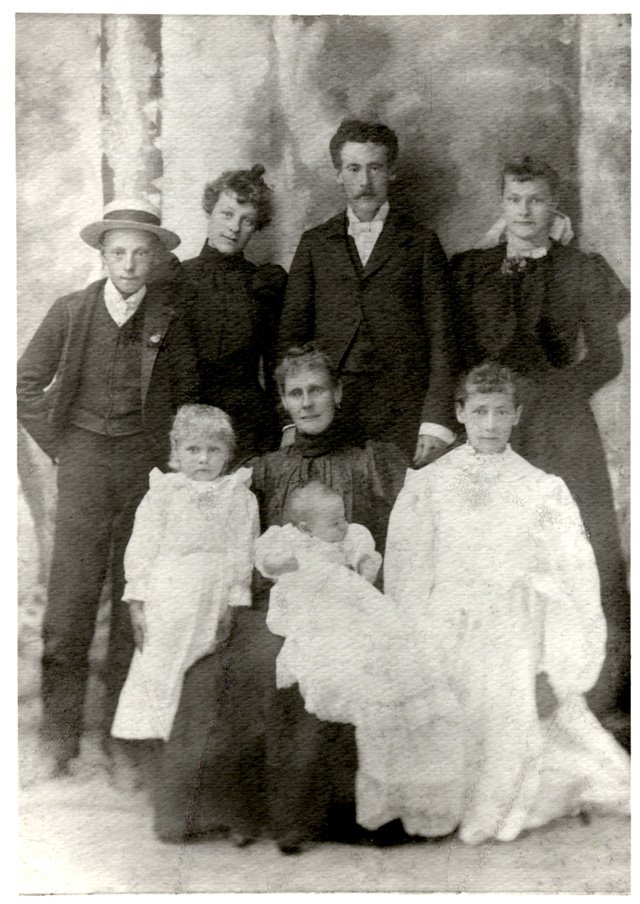Josephine Hall Family on Christmas 1898